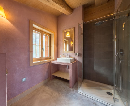 Bathroom 1 - Ensuite - Chalet Altitude 1600